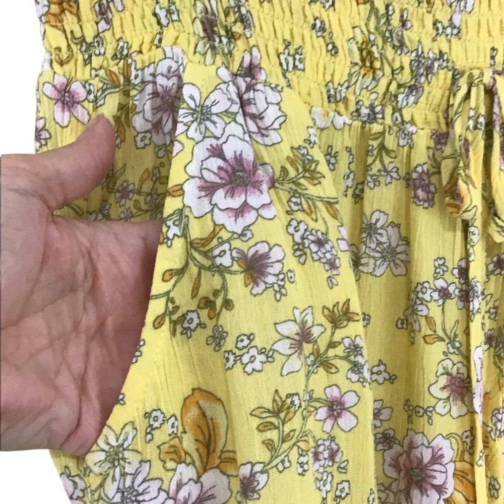 Bebop Yellow Floral Smocked Waist Ruffle Hem Shorts Women's XL - Picture 4 of 12